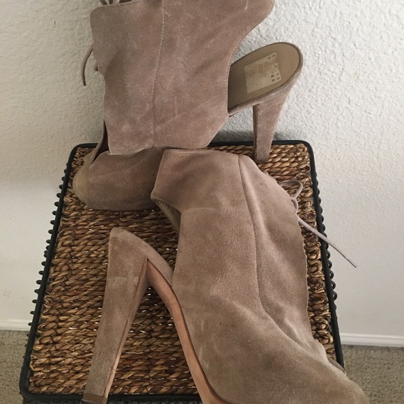 Giuseppe Zanotti for Thakoon suede ruffle booties - Picture 3 of 16